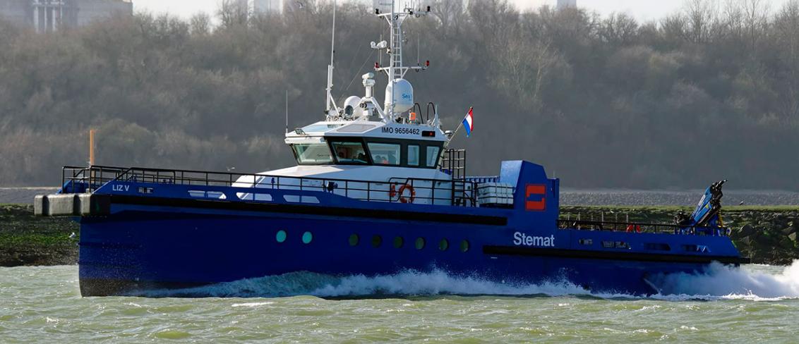 Maatwerk Fenders for LizV, Stemat Marine Services