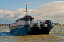 Fenders voor CTruk - CWhisper SWATH / Wind farm support