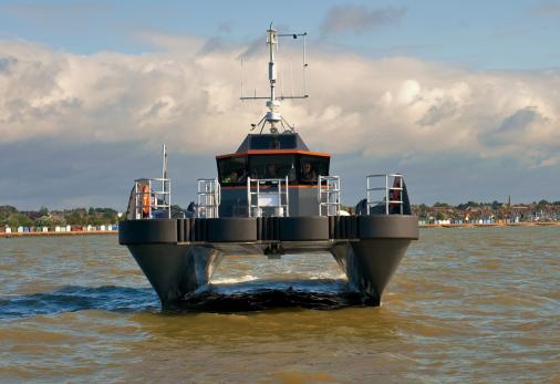 Fenders voor CTruk - CWhisper SWATH / Wind farm support