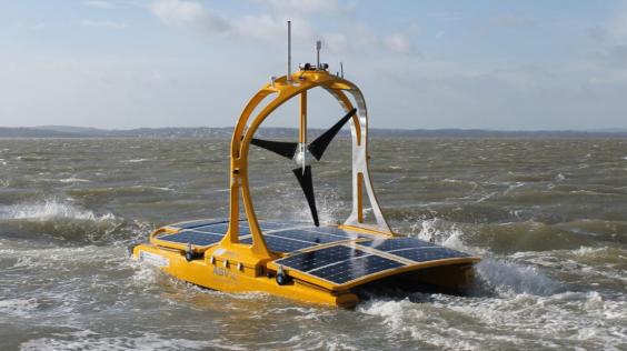 Maatwerk fenders voor onbemande marinesystemen (ASV's) C-Enduro en C-worker