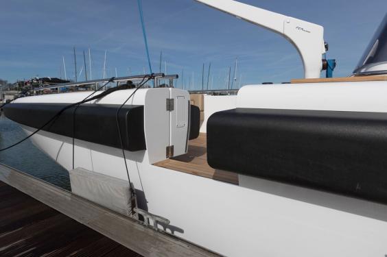 Fender for super yacht tenders - Compass Roman Tender
