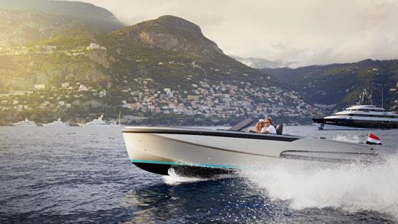 Fenders voor superyacht tender Ribbon 27, Ribbon Yachts