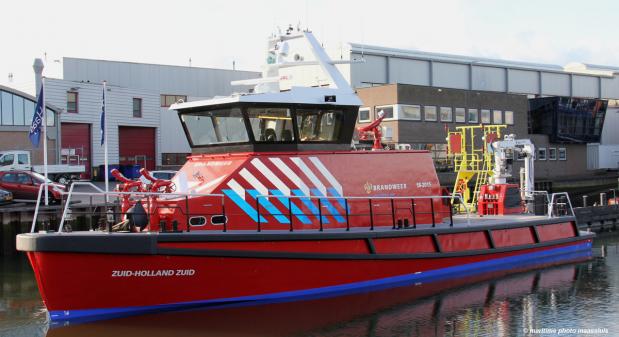 Maatwerk fenders voor De Haas Maassluis - Blusboot