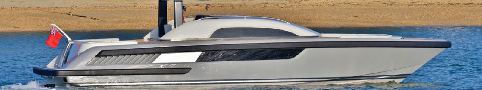 Compass Tenders - maatwerk fenders voor gesloten Limousine tender