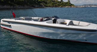 Maatwerk fenders voor open superyacht tender SL Landau 9.6m